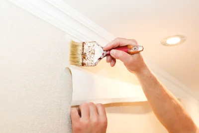 Pose de papier peint à Laulne — revêtements muraux et toiles de verre